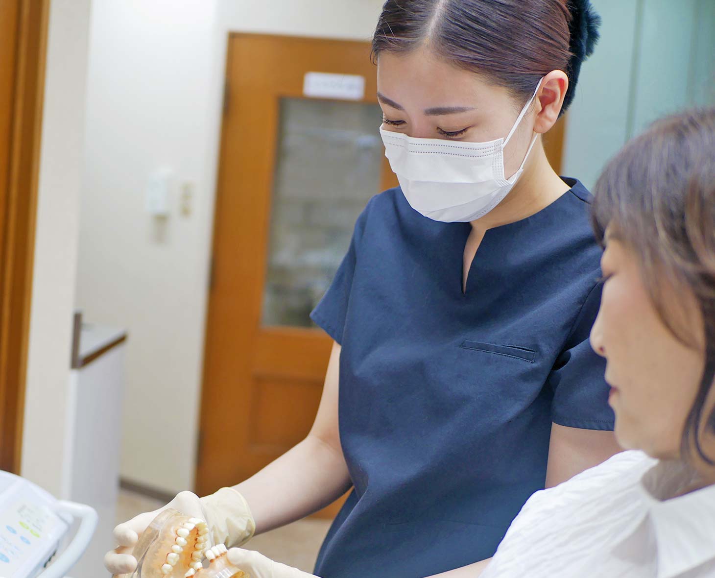 治療内容や選択肢を丁寧に説明